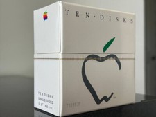 Apple M0500 Mac. Picasso package 3.5" Floppy Disks. Box of 10. Unopened NOS Seal
