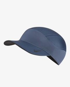 running hat with pocket