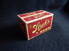 Vintage Strohs Bohemian Style beer cas w 2 deck of sealed playing cards inside