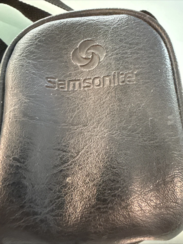 Estuche de cuero para cámara Samsonite Foto 2 de 4