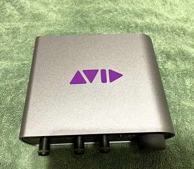 Avid Mbox Mini USB Audio Interface Desktop Phantom Power Direct Monitoring
