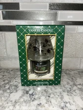 Yankee Candle Green Balsam & Cedar Jar Candle 3.7 oz Jar Shade (3.5” Dia X 3” H)