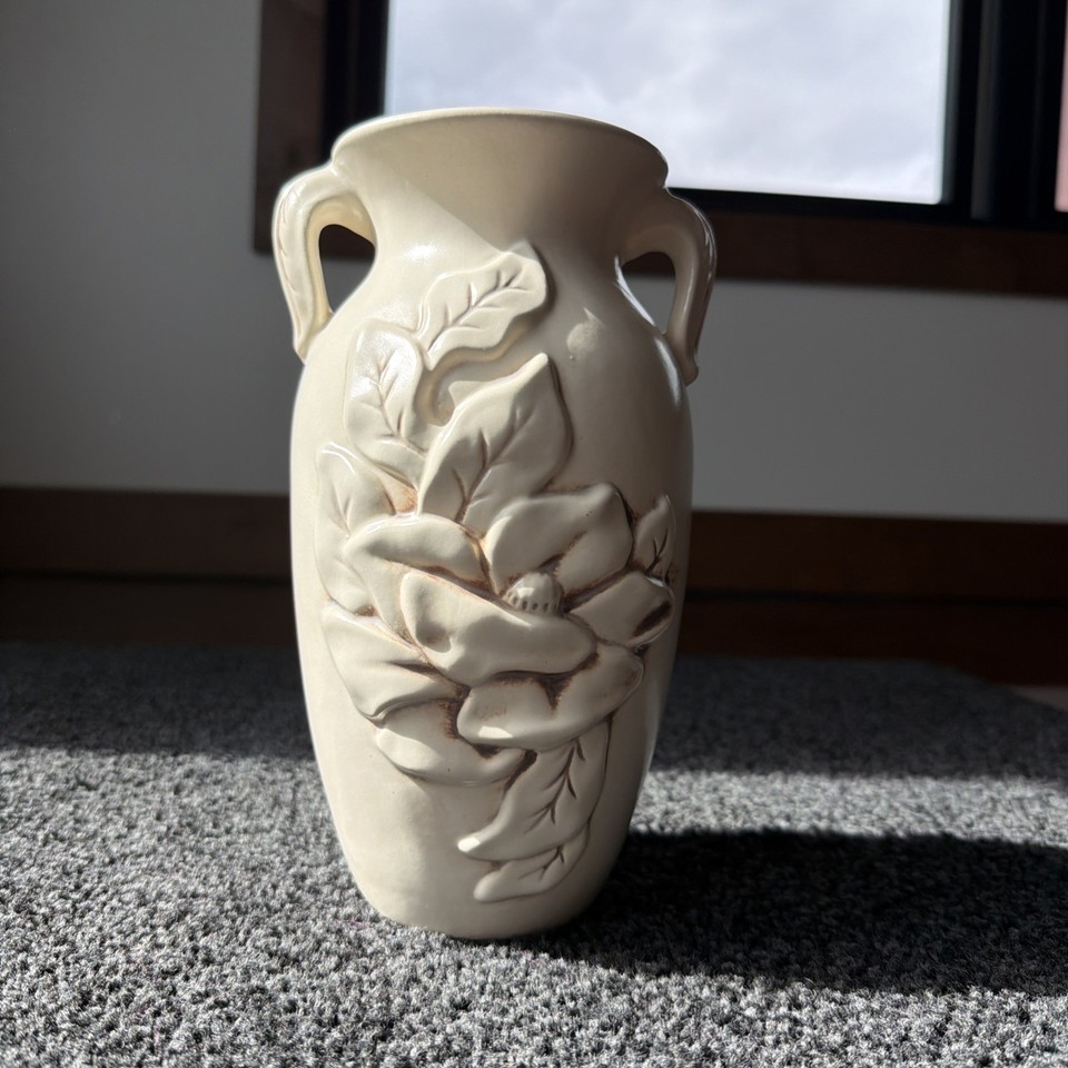 Vintage Red Wing Pottery 1218 Vase Pair White MCM Ceramic USA Mid Century 9.5”