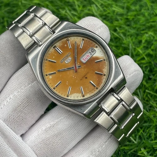 Vintage Seiko 5  Automatic Made in Japan Men’s Watch Day-Date 6309-9000