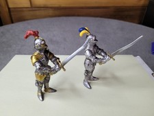 2003 Schleich Medieval Knight in Armor 4" Figure Lot of 2