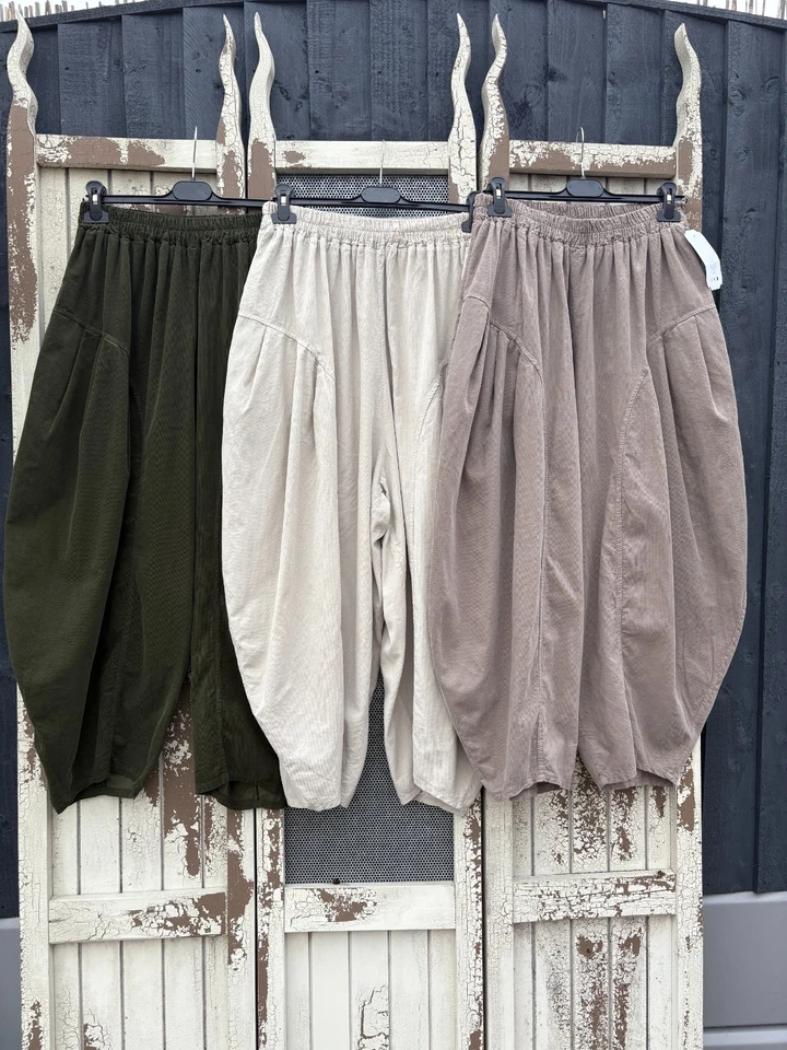 Made in Italy Needlecord Barrel Leg Cocoon Trousers One Size 10-22 - Image 3 of 4