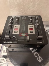 BEHRINGER VMX100USB mixer 2 canali per DJ con bpm counter 