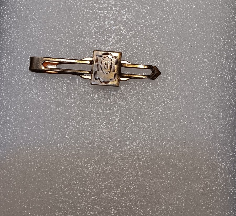 1920's Art Deco Tie Bar Tie Clip Solid Dirigold (Lett… Gem