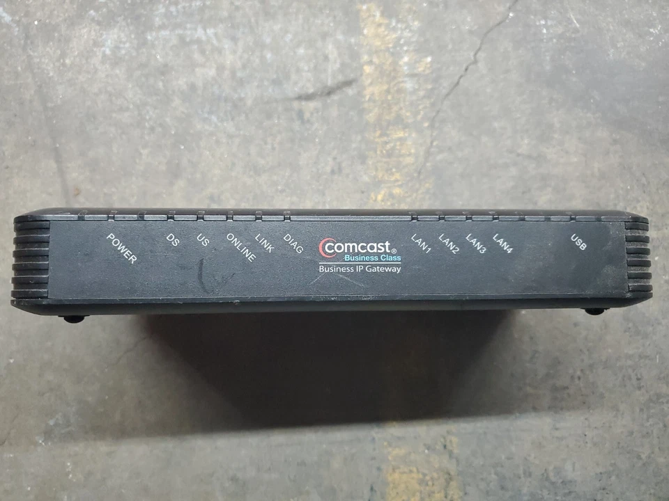 Comcast Business Class IP Gateway SMCD3G - Image 2 of 4