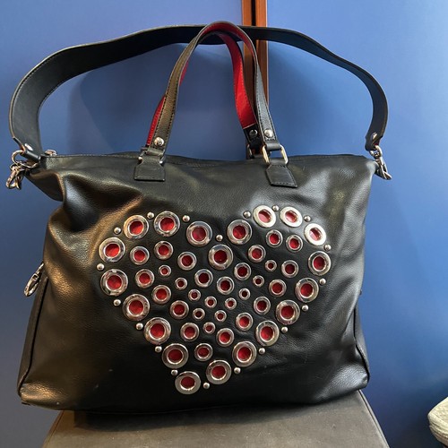 Borsa Braccialini Nera E Rossa Con Borchie Forma Di Cuore | eBay