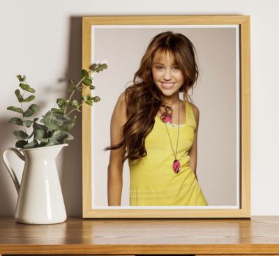 Miley Cyrus: professionelles Foto 10 Zoll x 8 Zoll