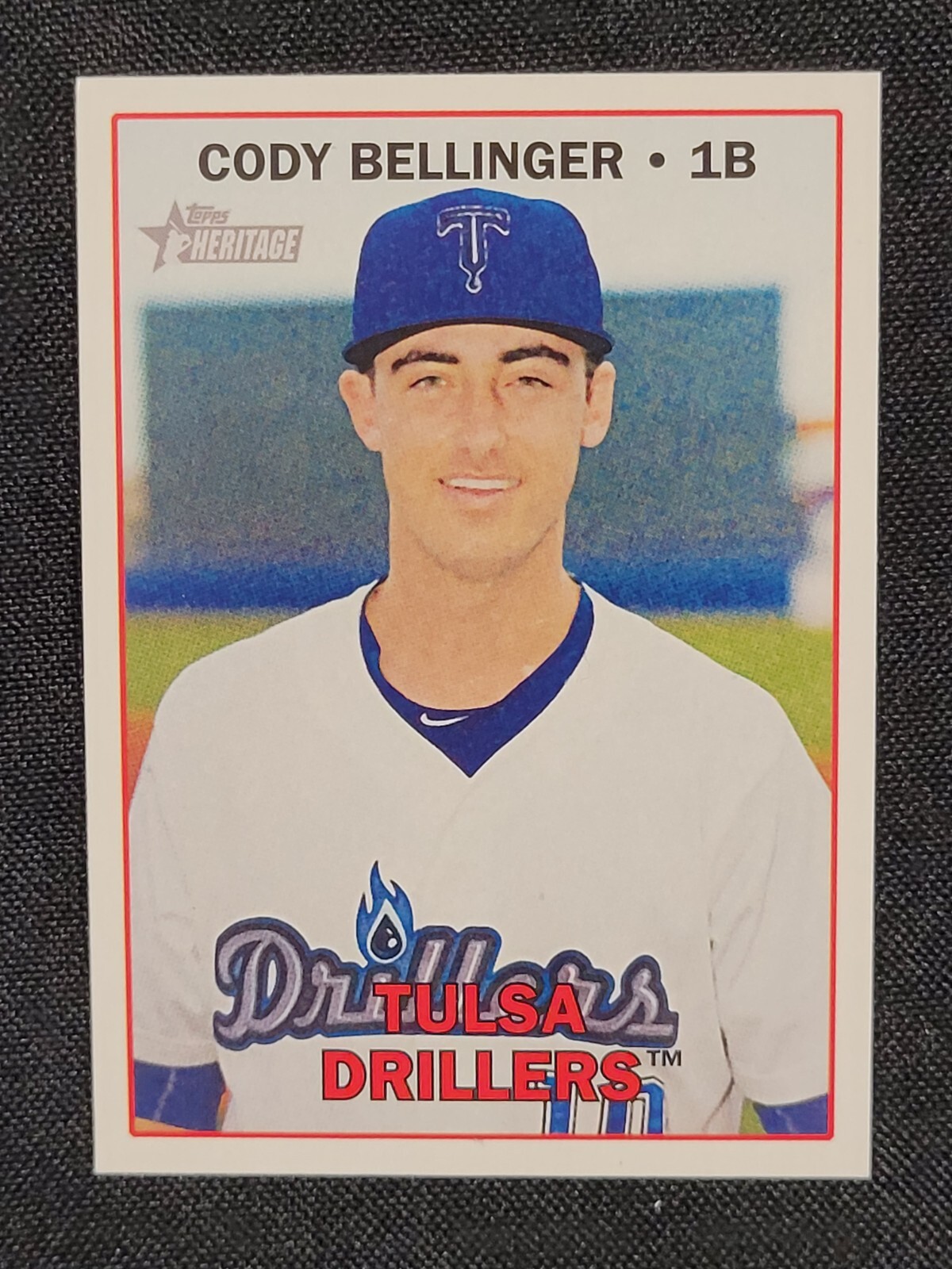 2016 Topps Heritage Minor League Baseball Card Cody Bellinger RC #47 (DS)