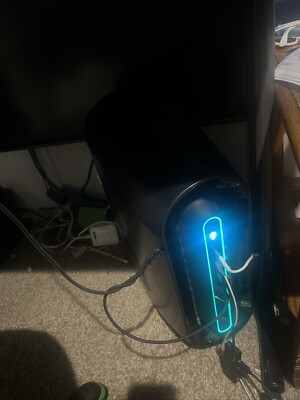 Alienware Aurora ( Ryzen 7 5800 & RTX 3070)