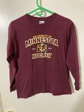 NCAA Minnesota Golden Gophers Hockey Youth Large Maroon Gildan Brand L/S Shirt