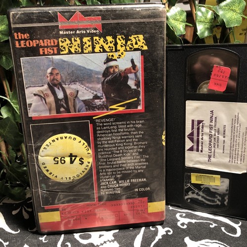 VHS The Leopard Fist Ninja KUNG FU - Jack Lam- 1986 RARE Vintage Clam Shell - Picture 3 of 9