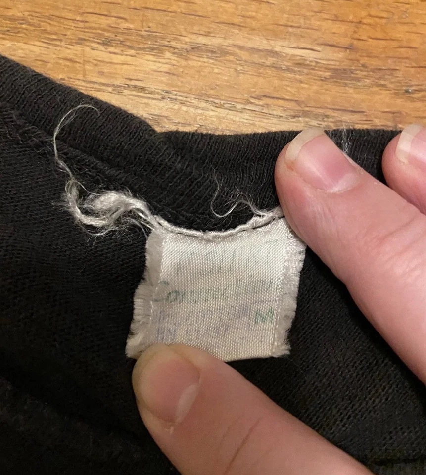 Camiseta 1979 Elvis Costello Armed Forces Tour Rock Concierto Talla Pequeña Foto 3 de 3