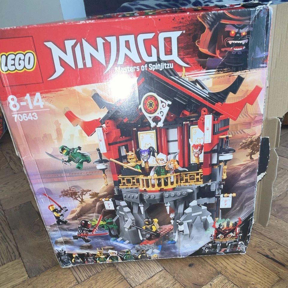 LEGO Ninjago 70643 Temple of Resurrection, photo 3 of 5