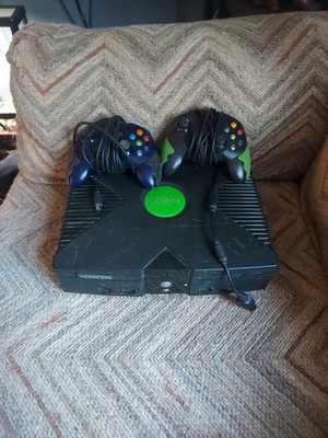 Original Xbox With 2 Controllers No Power Cords 