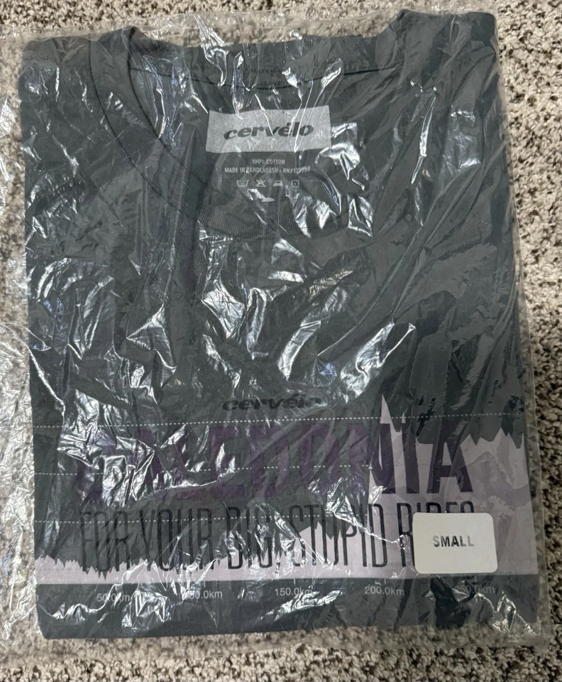 Camisetas Cervelo Sepp Kuss La Vuelta y Caledonia Talla Pequeña Foto 4 de 4