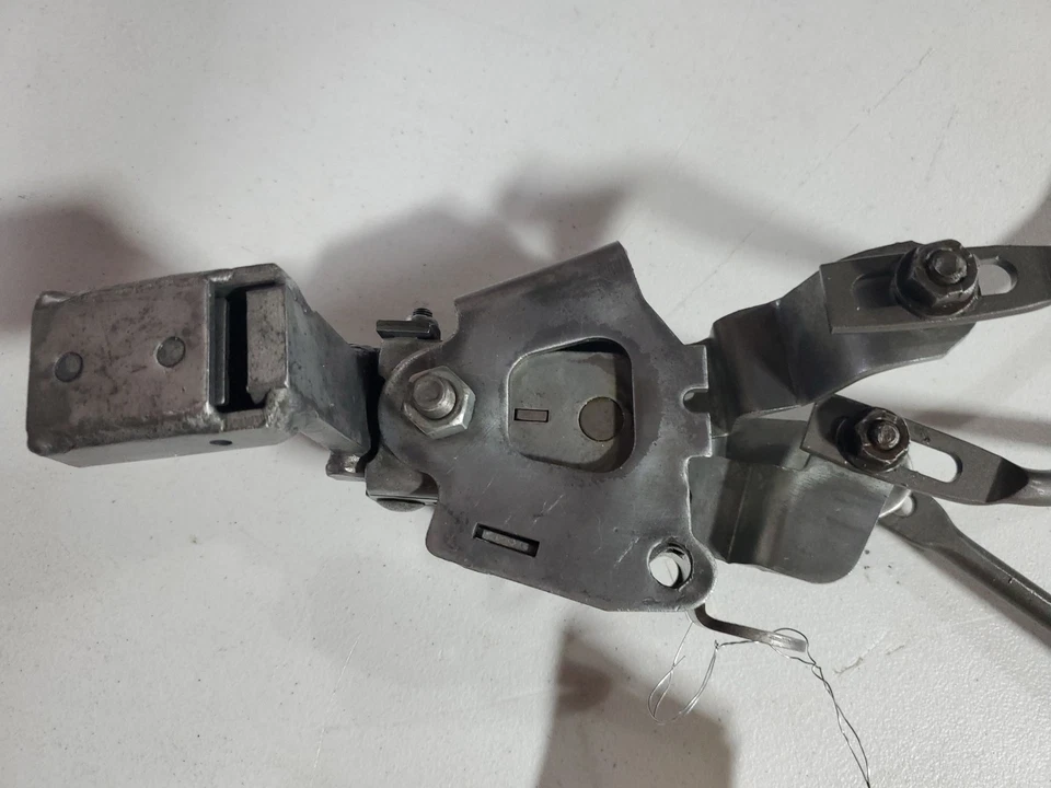 Ford Torino/Mercury Cyclone 1970 Toploader reconstruido conjunto de palanca de cambios OEM Foto 3 de 4