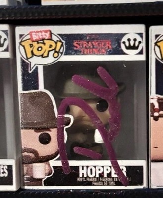 Stranger Things Hopper Bitty Pop signierte Figur David Harbour