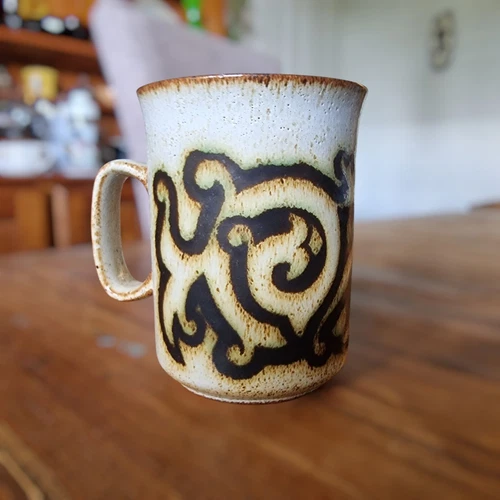 Vintage Dunoon Ceramics Stoneware Mug – Celtic Swirl Pattern – Made in England –