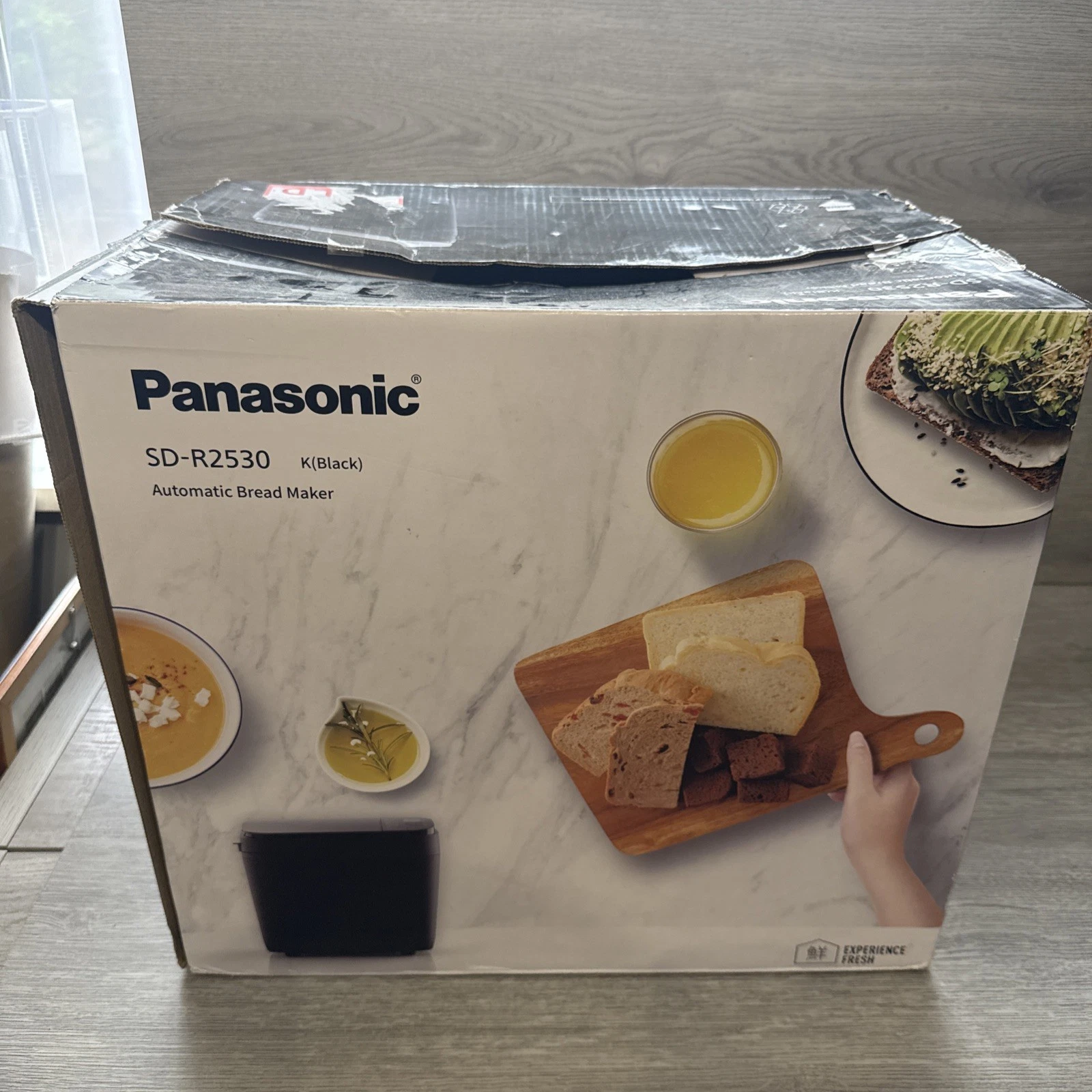 Panasonic Automatic Breadmaker SD-R2530KXC Raisin/Nut Dispenser Black BOXED
Opens in a new window or