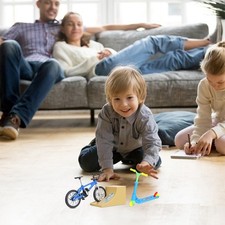 2 Sets Finger Skateboards Ramp Fingertip Sports Toy Bike Scooter