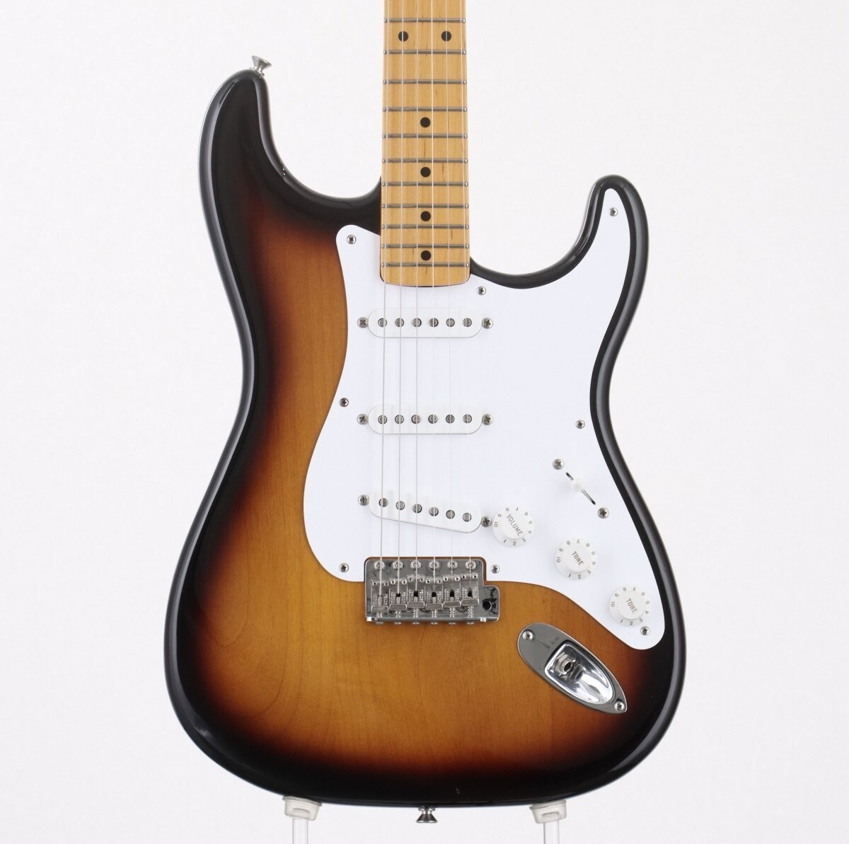 C*M様 Fender American Vintage '57 Stratoc Fender American Vintage '57 Stratocaster - 2-Color Sunburst
