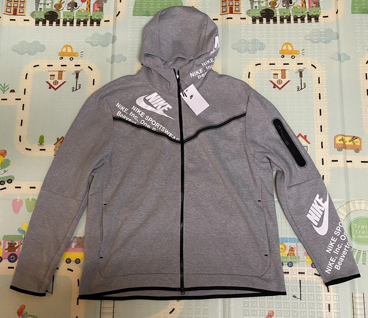 Nike Sportswear Tech Fleece Hoodie Grey