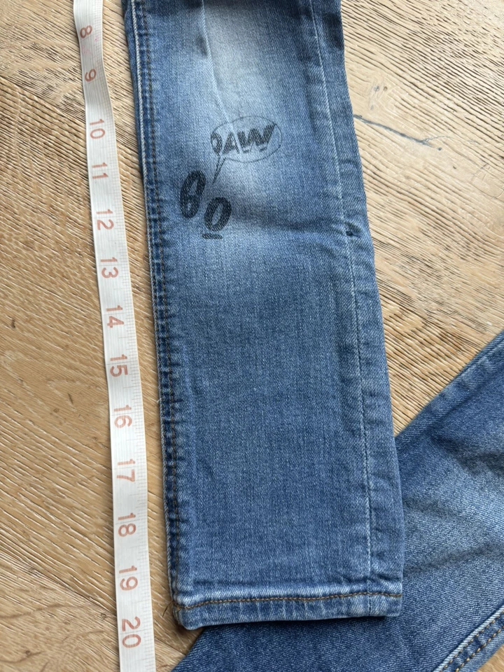 Lote de carreras de diseño IKKS para niños talla 5-6 ¡SÚPER LINDO precio firme! Foto 2 de 4