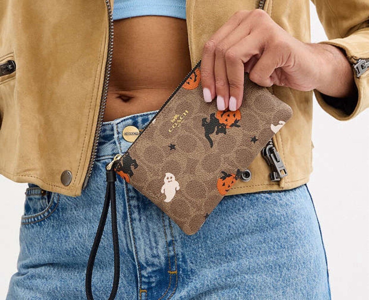 NWT Coach Halloween Corner Zip Wristlet Ghost Pumpkin Cat CW466 | eBay