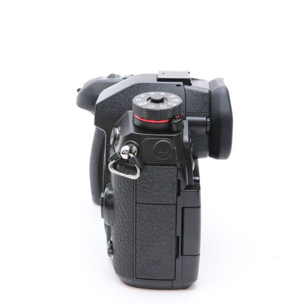 Panasonic LUMIX DCG9 PRO Body shutter count 136167 shots - image 2