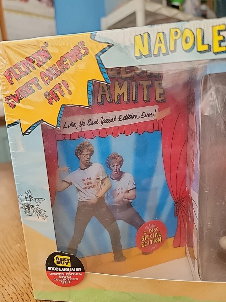 Napoleon Dynamite Flippin’ Sweet Collectors Set! 2 DVDs Head Knockers - Image 2 of 4