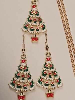 Vintage Inspired Christmas Tree Gold Tone Alloy Enamel Necklace Earring Set