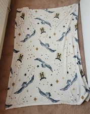 White Fleece Harry Potter Hogwarts Hedwig Blanket Throw