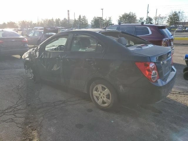 Used Front Right Drive Axle Shaft fits: 2014 Chevrolet Sonic Front Axle AT 1.8L Foto 2 de 4