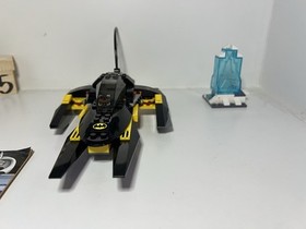 LEGO DC Comics Super Heroes: Arctic Batman Vs. Mr. Freeze: Aquaman on Ice...