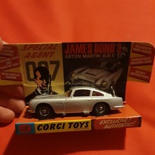 CORGI TOYS 1/46 JAMES BOND 007 GOLDFINGER 1963 ASTON MARTIN DB5 SILVER RT26101S