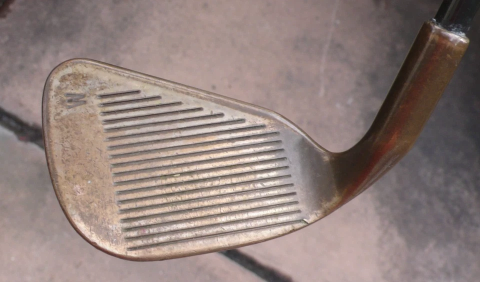 Ping Eye 2 BeCu Pitching Wedge, Black dot, Aldila Low Torque Graphite, Very Nice - Image 2 of 4