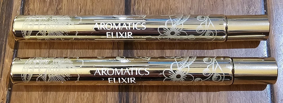 Clinique Aromatics Elixir perfume spray 3,4 oz e 2 canetas spray de viagem 0,34 fl oz  - Imagem 4 de 4