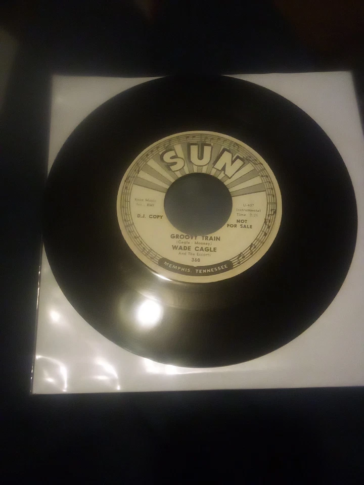 GROOVY TRAIN WHITE LABEL PROMO WADE CAGLE SUN 360 HIGHLAND ROCK VINYL 45 RECORD - Image 3 of 4