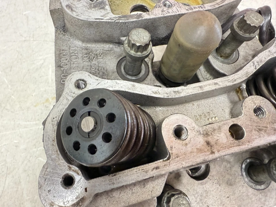 Válvulas de culata de ciclo S&S resortes y válvula de liberación de compresión y caja basculante Foto 3 de 4