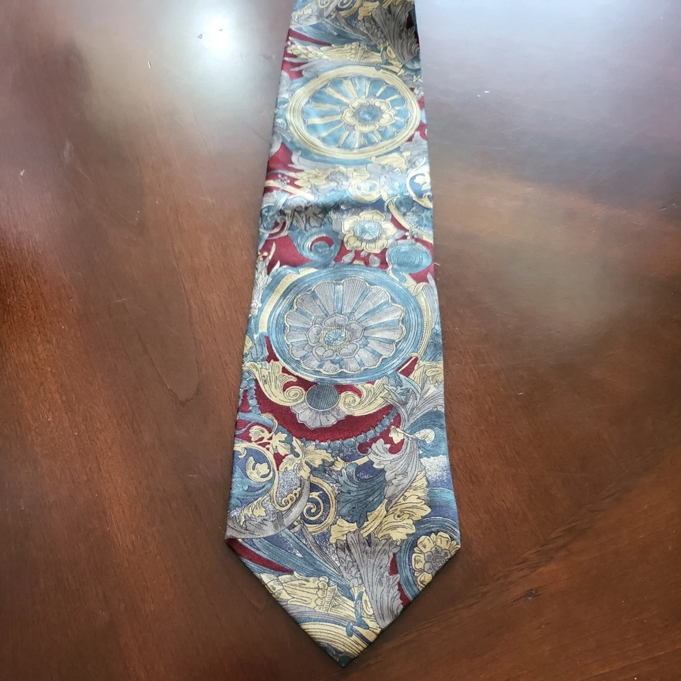 Corbata de cuello de seda para hombre Cambridge Classics Mervyns gris, dorado, estampado de borgoña Foto 3 de 3