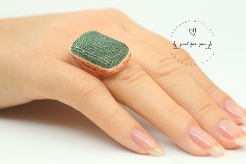 Special Handmade Emerald Rose Gold Sterling Silver Ring - Picture 4 of 10