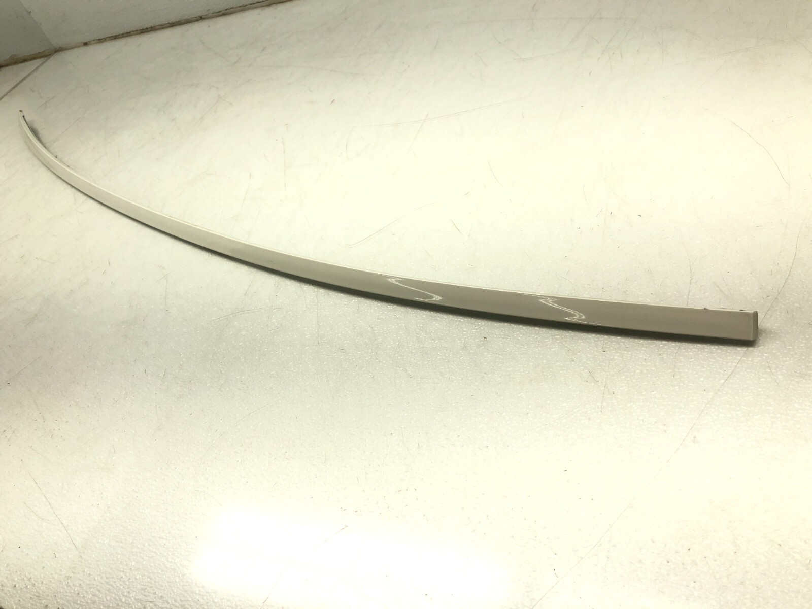 2014-2020 MASERATI GHIBLI SQ4 RIGHT PASSENGER ROOF DRIP MOLDING TRIM OEM.