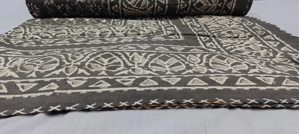 Indian Hand Block Ethnic Queen Size Cotton Kantha Quilt Throw Blanket Bedspread - Image 3 of 4