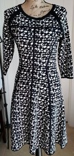 Just Taylor Black & White Graphic Print Sweater Dress Womens MEDIUM NWOT