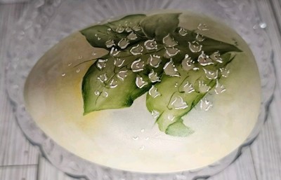 Beautiful Porcelain Easter Egg Trinket Vanity Storage Container Handpainted 