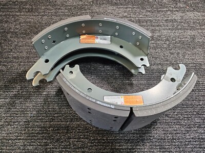ひかま QTY 2) MERITOR XK3124707QPMB REMAN BRAKE SHOE MA312 FF 4707D